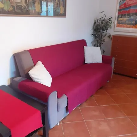 In Magnifica Zona Residenziale Apartamento